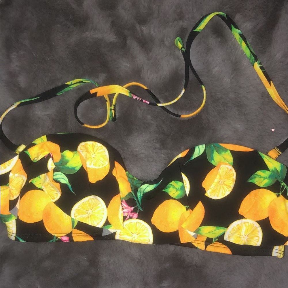 Bathing suit